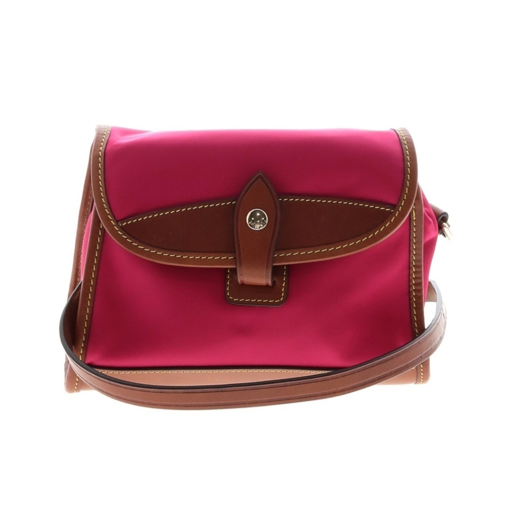 🎈NWT Dooney & Bourke Wayferer Flap handbag